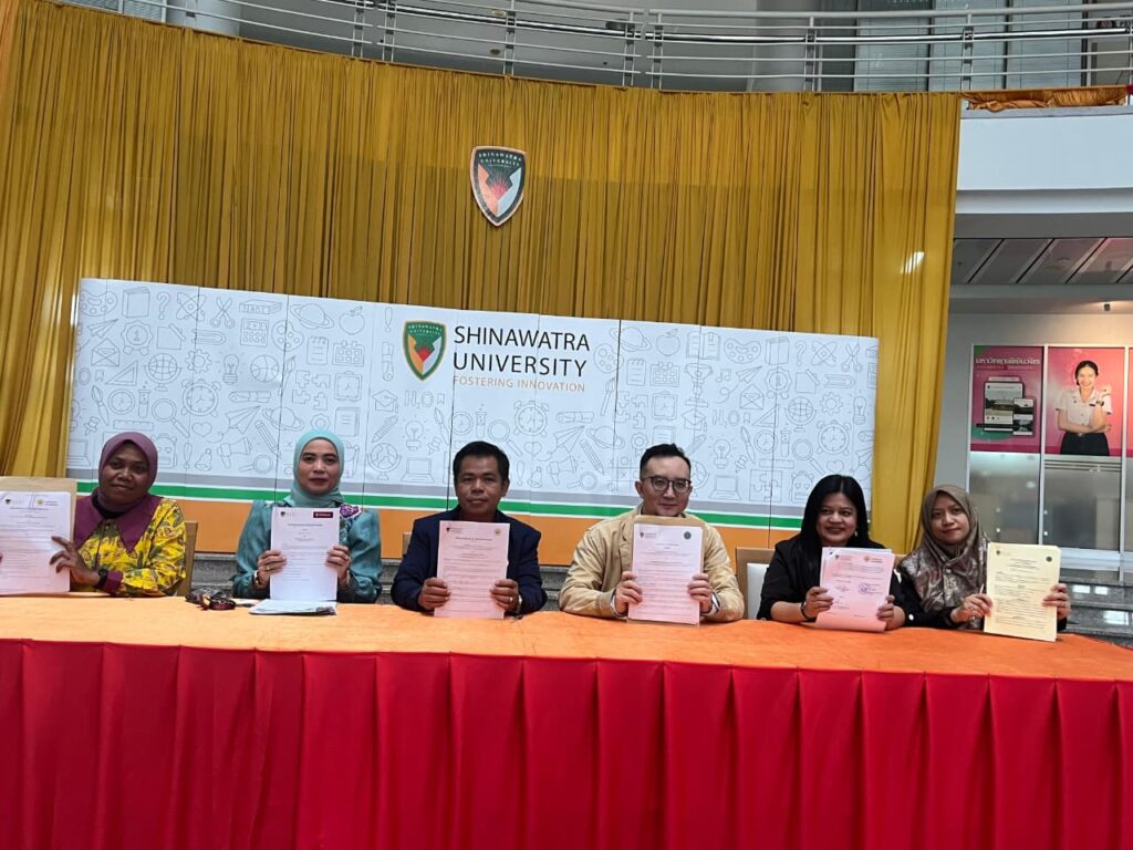 Penandatanganan MOU,MOA, dan IA kerjasama antara Shinawatra University, Bangkok,Thailand dan Sekolah Tinggi Ilmu Ekonomi Gentiaras di Bangkok